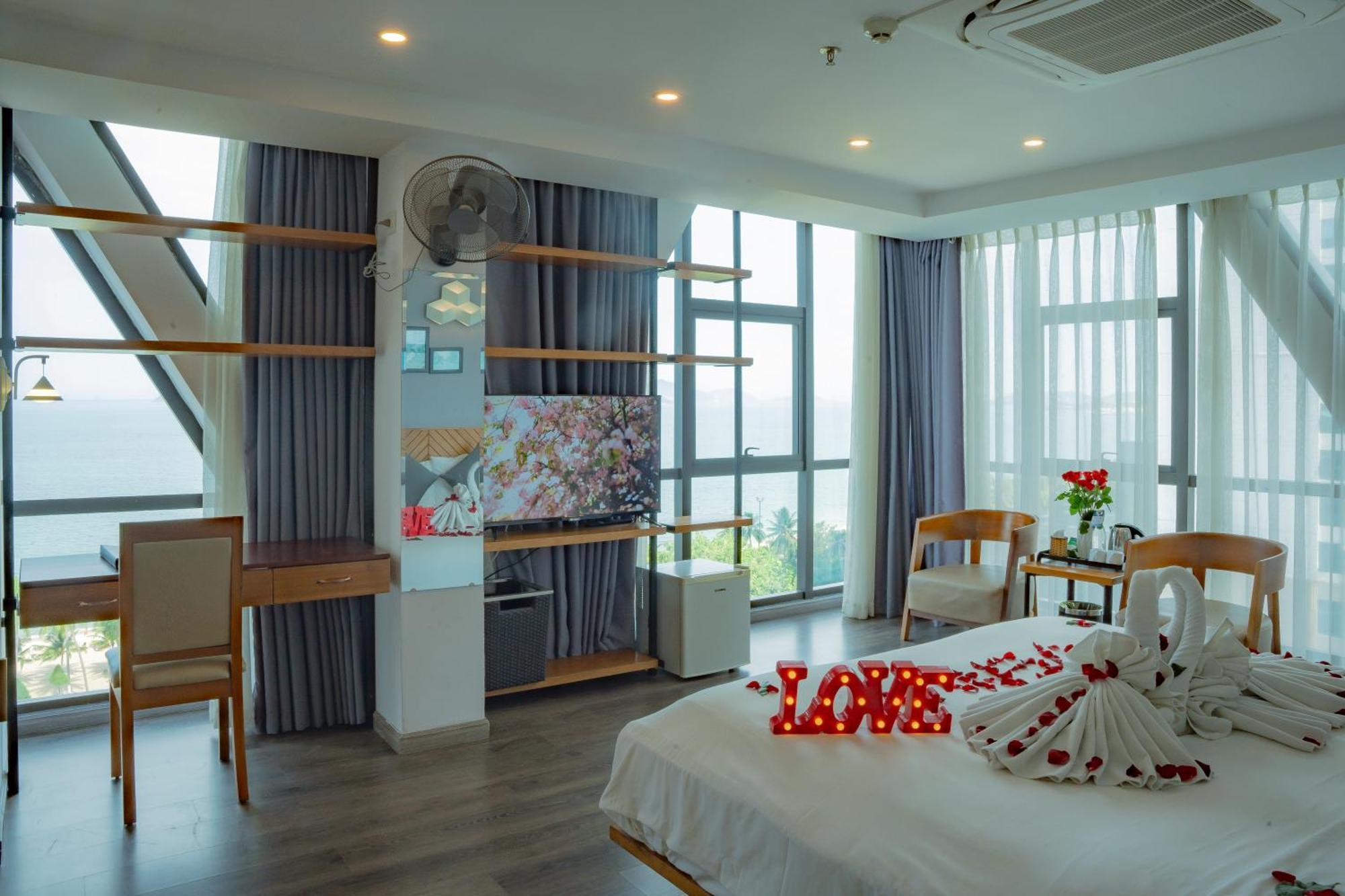 Venue Hotel Nha Trang Beach Экстерьер фото